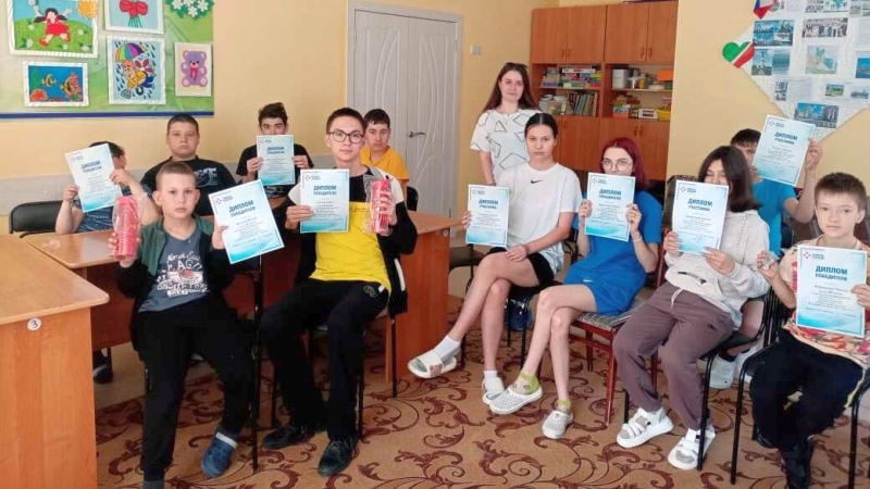 Яшел Үзәндә "Минем киләчәк һөнәрем" балалар рәсемнәре конкурсына йомгак ясалды